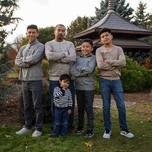 Meet your Posher, Adelaida